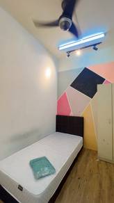 Room in Puchong, SGR