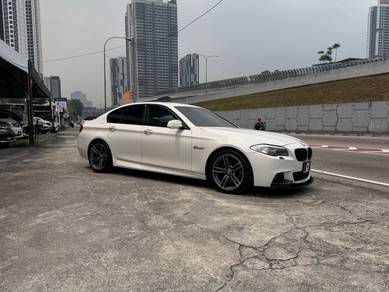 BMW 520i 20i M-SPORT in Cheras, KUL