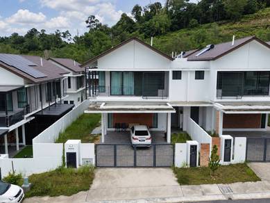 Semi-Detached House For Sale in Shah Alam,SGR