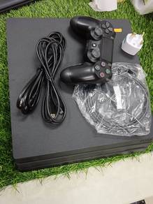 USED Sony PS4 Playstation 4 Console Pro