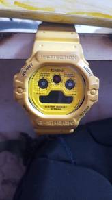 Wacth gshock DW 5900 RS