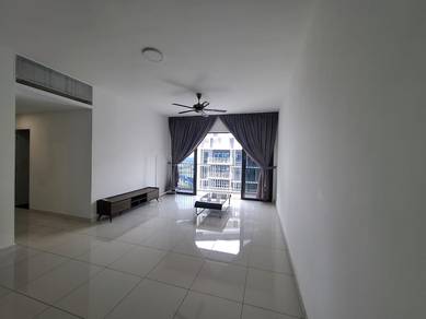 Condominium For Sale in Vertu Resort @ Aspen Vision City