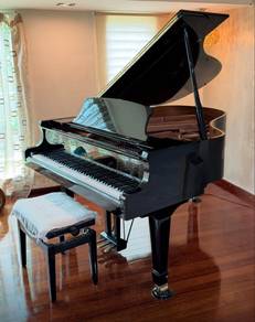 Grand Piano Young Chang Y185
