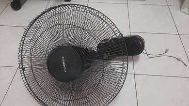 wall fan