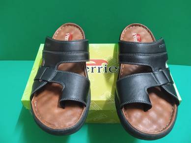 ITEM BARU_Sandal PERRIERI size 43