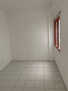 Apartment For Sale in Putra Ria Apartment (Seri Kembangan)