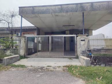 1.5-storey Terraced House For Sale in Kajang,SGR