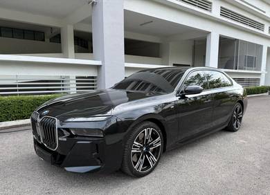 BMW 750i 50e xDRIVE M SPORT in Georgetown, PNG