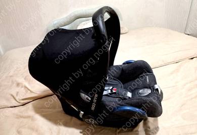 baby carrier & carseat