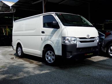 Toyota Hiace PANEL VAN in Simpang Ampat, PNG