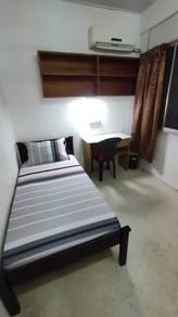 Room in Petaling Jaya, SGR