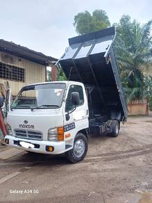 lorry tipper 7500kg hicom Isuzu fuso daihatsu 