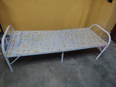 Katil Single Lipat