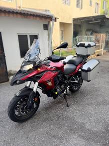 Benelli TRK 502 LE