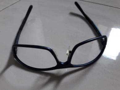 Spectacle Frame (Blue color)