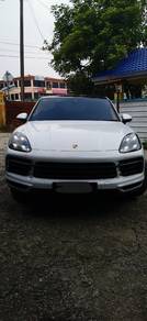 Porsche Cayenne BASE in Kajang, SGR
