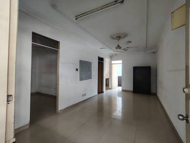 Apartment For Sale in Mentari Court