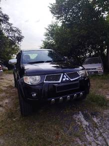Mitsubishi Triton VGT in Kajang, SGR