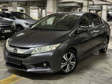 Honda City V in Batu Caves, SGR