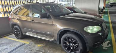 BMW X5 xDrive35i (CBU) in Ampang Hilir, KUL