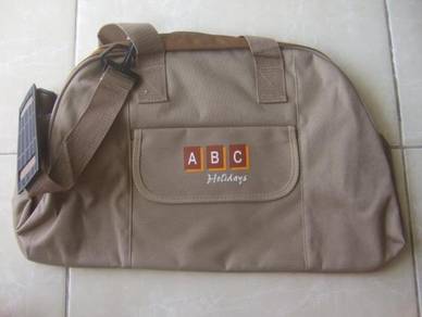 Luggage / Gym Bag (With Strap)