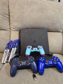 PS4 SLIM 500GB + Games