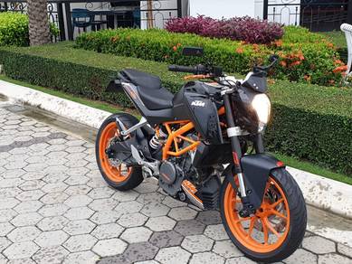 KTM 390 Duke