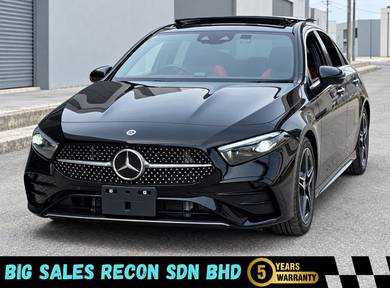 Mercedes Benz A180 180 TURBO AMG (CBU) in Puchong, SGR