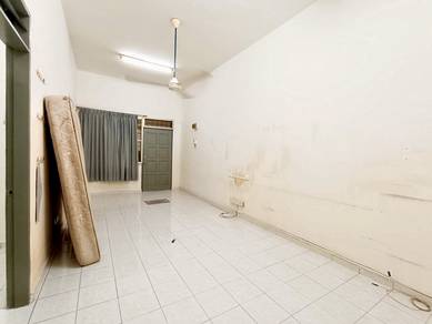 Apartment For Rent in Mentari Court