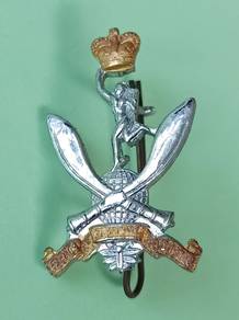 Lencana / Badge / Pin (Kod : B8)
