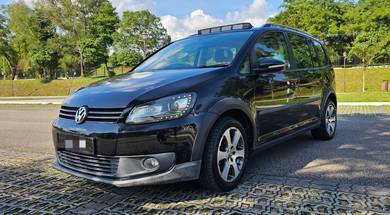 Volkswagen Touran in Johor Bahru, JHR