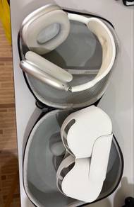 2023 Apple AirPods Max with box and receipt