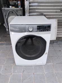 Jenama electrolux combo 2in1 washer dryer 11/7kg