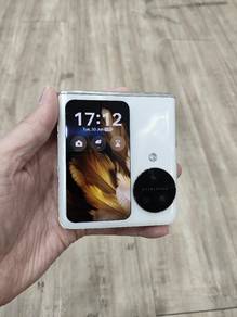 Oppo Find N3 Flip 