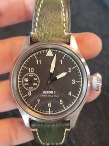 Prometheus Recon 5 Pilot Watch