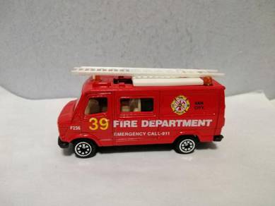 Pioneer Mercedes Benz T1 Van Bomba