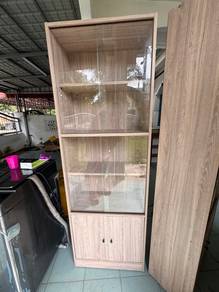 Almari Display