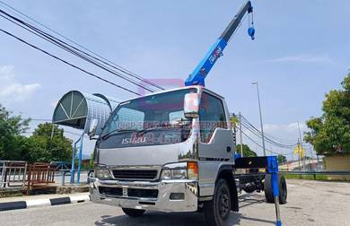 isuzu hino mitsubishi kargo tipper crane