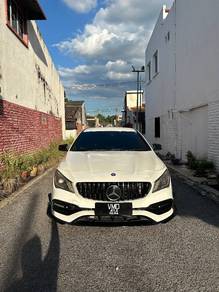 Mercedes Benz CLA250 250 AMG 4 MATIC (CBU) in Batu Caves, SGR