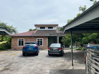 Bungalow House For Sale in Lubok China,MLK
