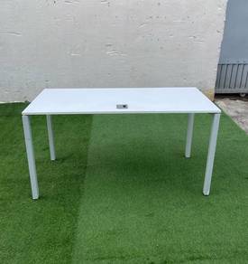 YE47J Meja Tulis 140cm Writing Table Metal Leg 4cm