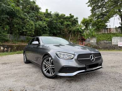 Mercedes Benz E200 200 AVANTGARDE (CKD) in Old Klang Road, KUL