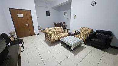 Condominium For Rent in Cova Villa