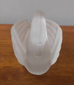 frosted glass swan trinket bowl