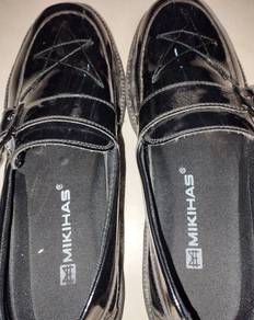 kasut loafer