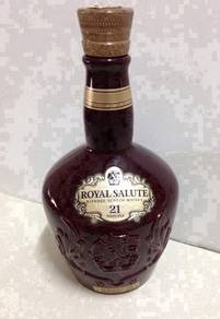 Royal Salute Bottle - No Contents