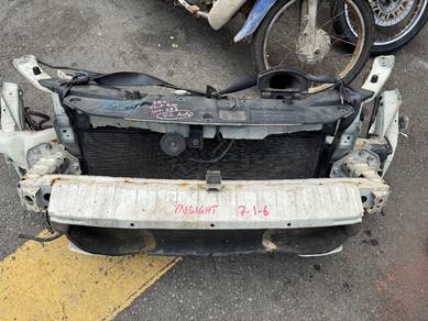No 7-1-6 Honda Insight NFL Nosecut Japan