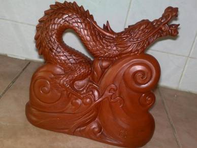Patung vintage ceramic dragon statue