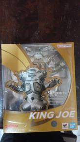 nak let go acting figure dari Ultraman series 