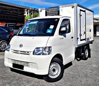 2022 Daihatsu GRAND MAX CHILER BOX LIKE NEW